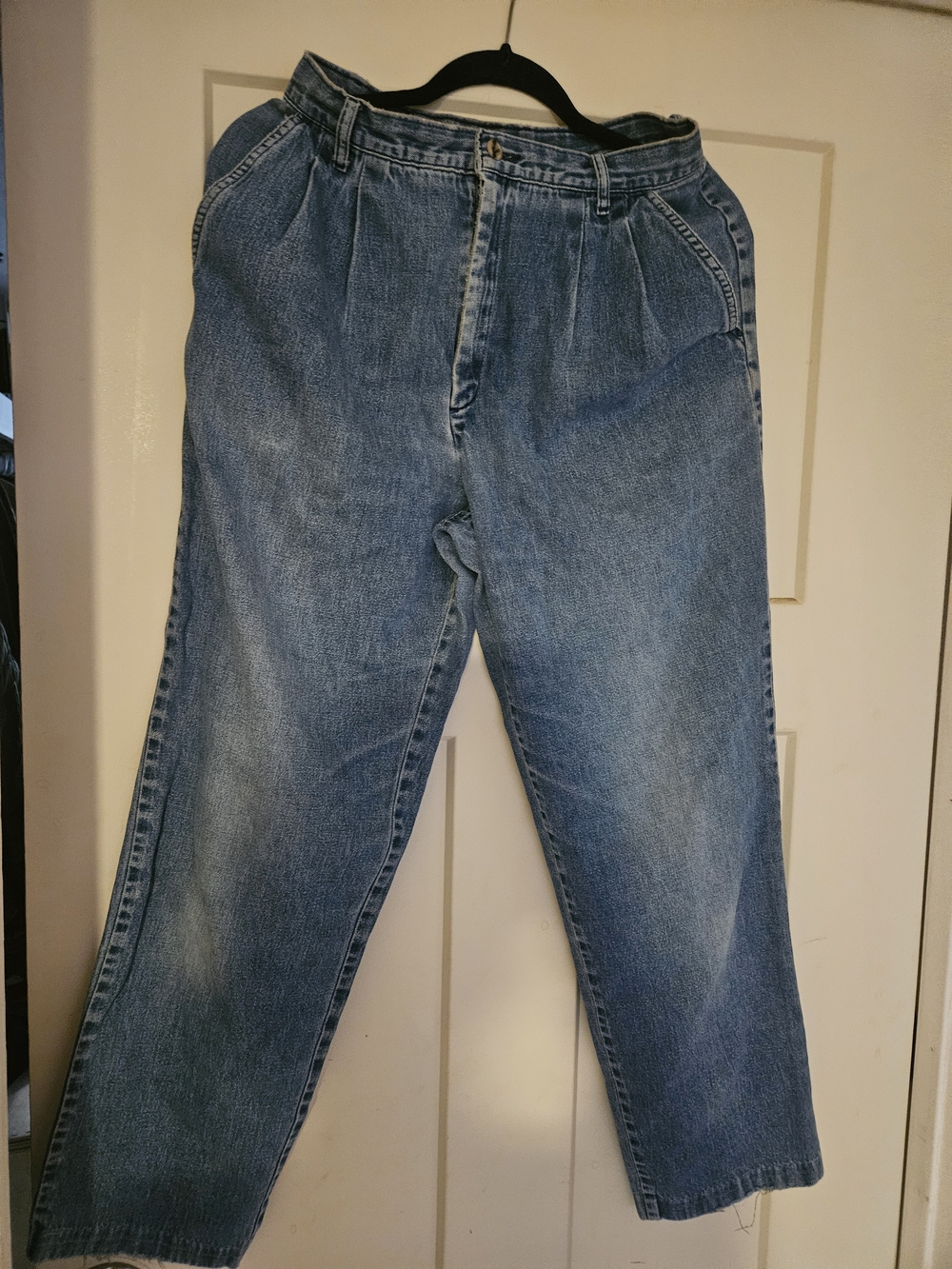 Vintage Levi's Light Blue Relaxed Jeans